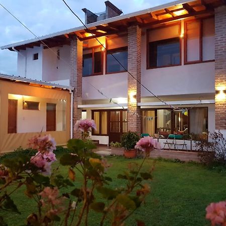 Accueillant Auberge サルタ エクステリア 写真